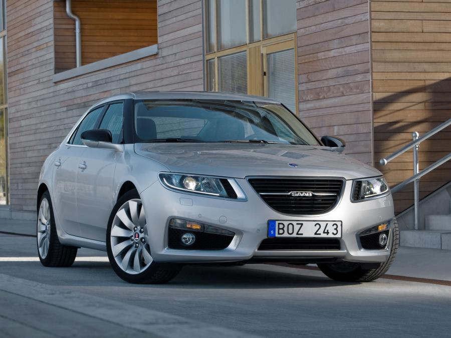  Saab 9-5 Aero Sedan 2010 года  (фото 10 из 16)